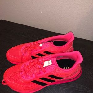 ADIDAS SUPERNOVA